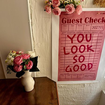 Romantic Room - Balneo - Ciel Etoile - Free Wifi - Netflix - Hyper Centre Pezenas Exterior photo