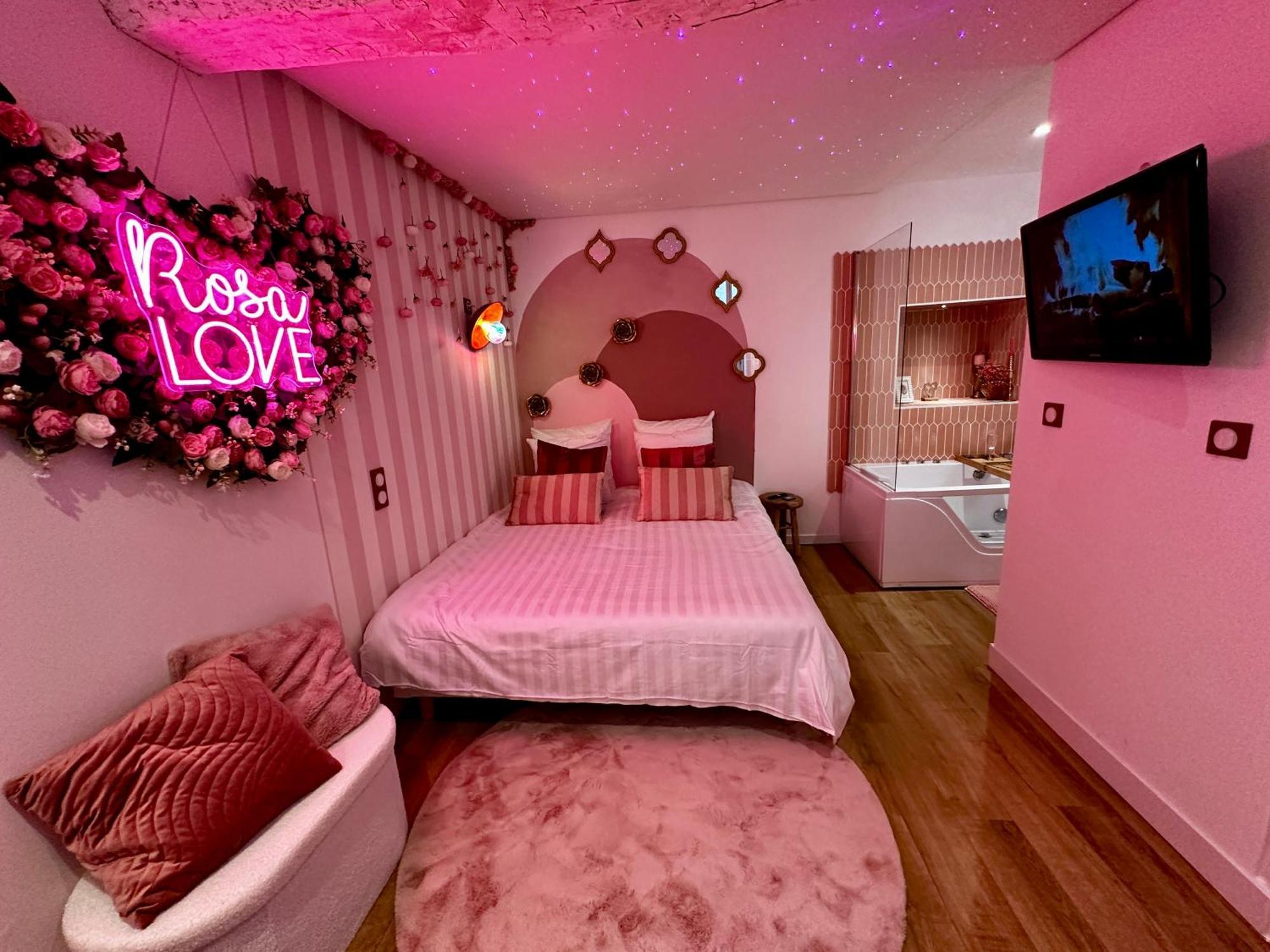 Romantic Room - Balneo - Ciel Etoile - Free Wifi - Netflix - Hyper Centre Pezenas Exterior photo